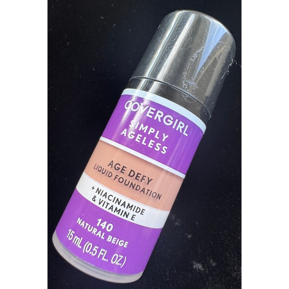 Covergirl Simply Ageless Age Defy Liquid Foundation 140 Natural Beige 15ml NEW